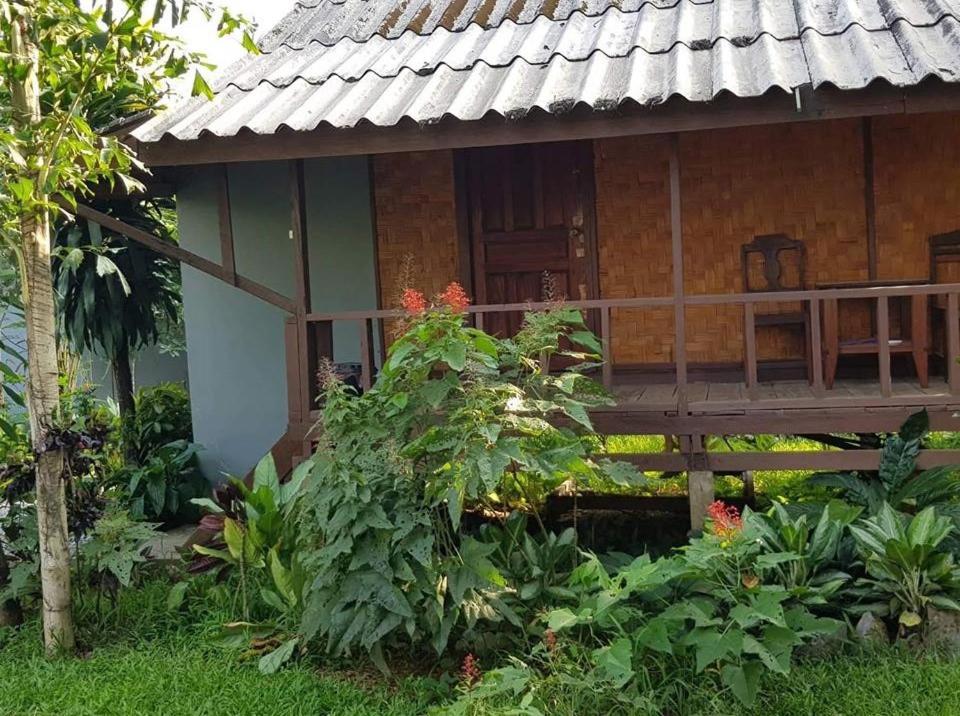 Pasanchai Bungalow Vang Vieng Exterior photo