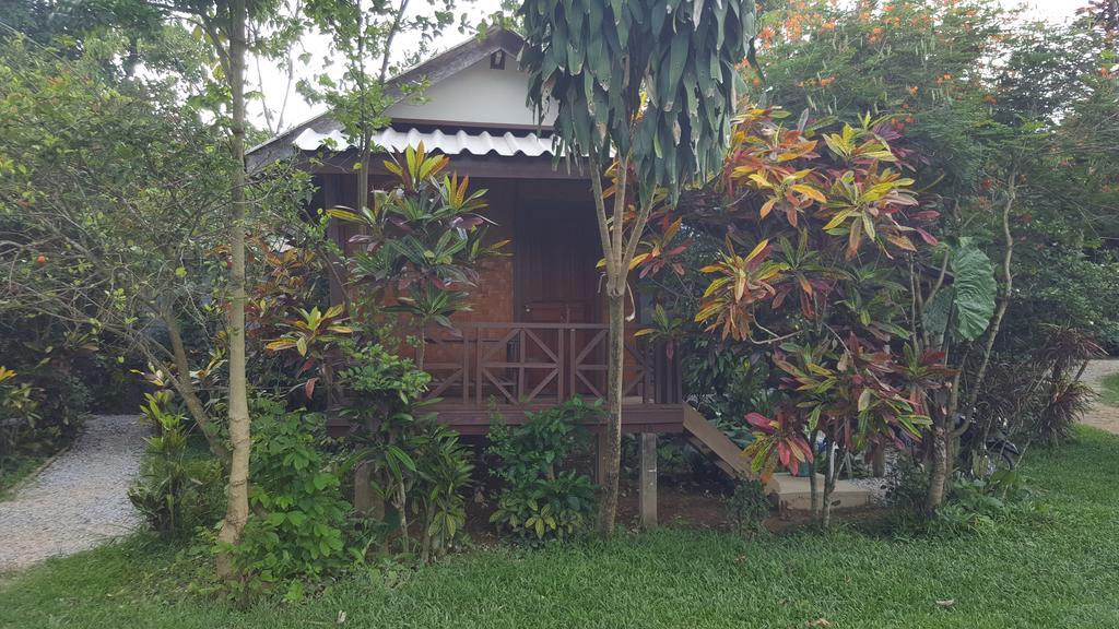 Pasanchai Bungalow Vang Vieng Exterior photo